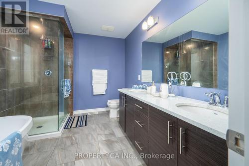 Spa-like ensuite, glass shower - 125 Sweetvalley Drive, Ottawa, ON 