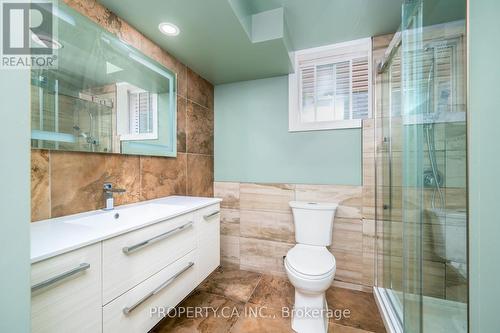 Modern basement bathroom - 125 Sweetvalley Drive, Ottawa, ON 