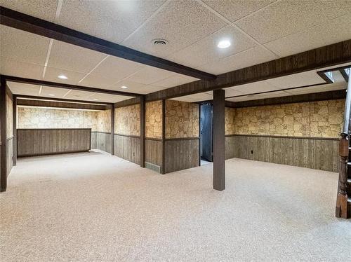 2238 Burrows Ave, Winnipeg, MB 