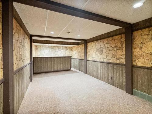 2238 Burrows Ave, Winnipeg, MB 
