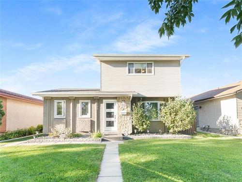 349 Arthur Wright CR  Winnipeg, MB R2P 1M5