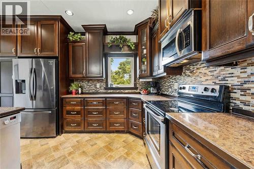 5458 Douglas Line, Plympton-Wyoming, ON 