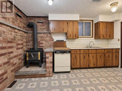 142 Ennerdale Road, Toronto, ON 