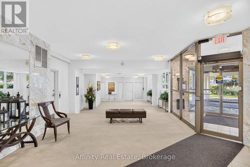 808 - 2323 Confederation Parkway, Mississauga, ON 