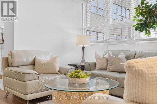 808 - 2323 Confederation Parkway, Mississauga, ON 