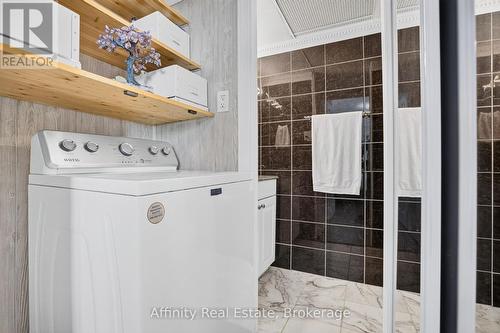 808 - 2323 Confederation Parkway, Mississauga, ON 