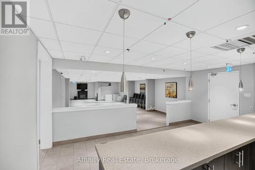 808 - 2323 Confederation Parkway, Mississauga, ON 