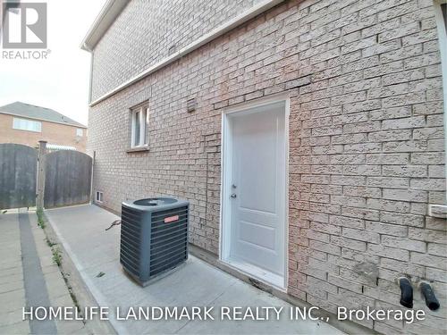 BSMT - 61 ALBERT ROFFEY CRESCENT , Markham, Ontario L6B 0H2 3