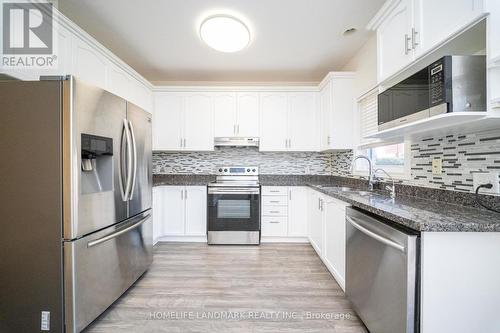 33 Titan Drive, Hamilton, ON 