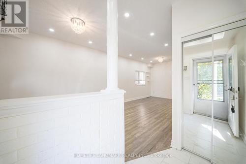 33 Titan Drive, Hamilton, ON 