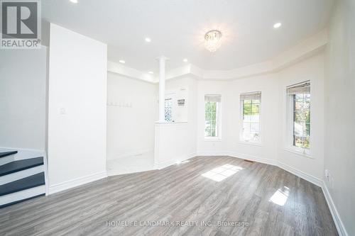 33 Titan Drive, Hamilton, ON 