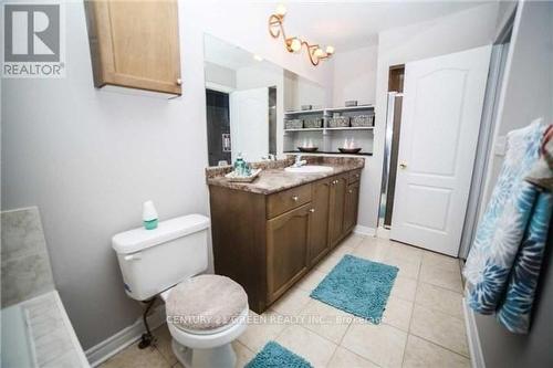 3355 Fountain Park Avenue, Mississauga, ON 