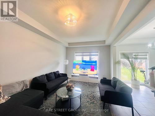 7377 MARVEL DRIVE , Niagara Falls, Ontario L2H 3V5 4