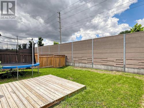 664 Mcgregor Farm Trail, Newmarket, ON 
