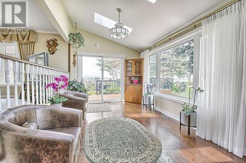 44 SHIRLEA BOULEVARD , Georgina, Ontario L4P 1K9 5