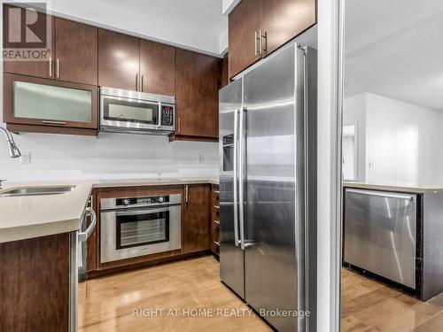 1810 - 35 Balmuto Street, Toronto, ON 