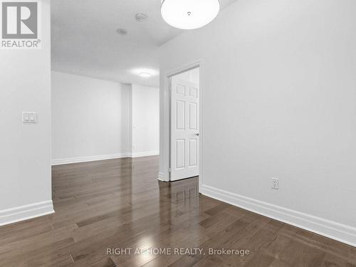 1810 - 35 Balmuto Street, Toronto, ON 