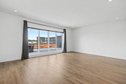 Mezzanine - 