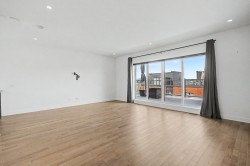 Mezzanine - 