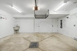 Garage - 