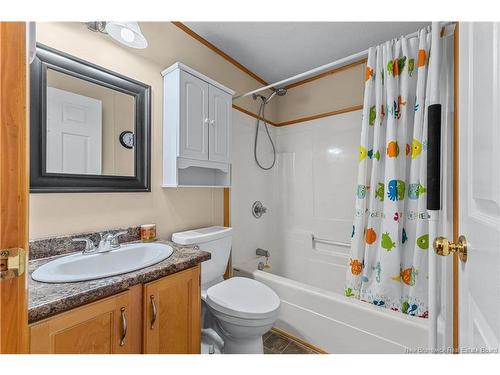 10 Peridot St, Moncton, NB 
