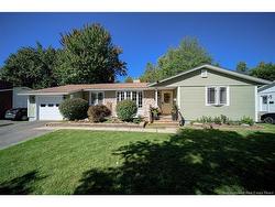 35 Walker ST Fredericton, NB E3A 3E2