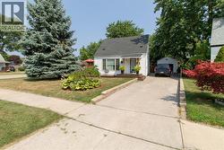138 Cedar CRESCENT Sarnia, ON N7T 4J5