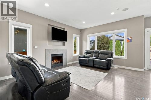 411 Hastings Crescent, Saskatoon, SK 