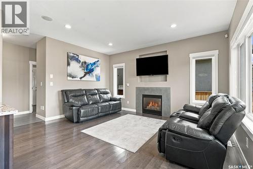411 Hastings Crescent, Saskatoon, SK 