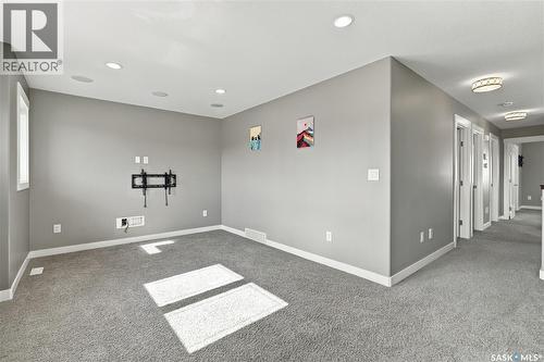 411 Hastings Crescent, Saskatoon, SK 