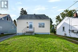 17 East Pleasant Street  Amherst, NS B4H 1M6