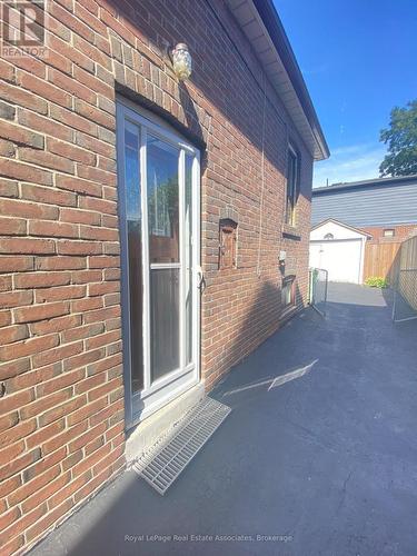 LOWER - 97 OAK PARK AVENUE , Toronto, Ontario M4C 4M6 2