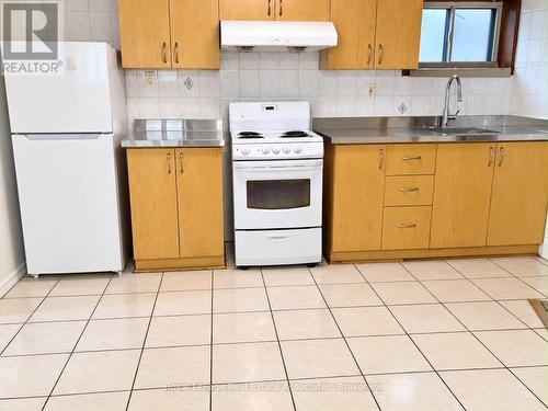 LOWER - 97 OAK PARK AVENUE , Toronto, Ontario M4C 4M6 4