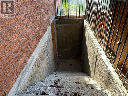 BSMT 50 COPPARD AVE , Markham, Ontario L3S 2N3 5