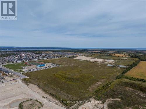 883 Mapleview Drive E, Barrie, ON 