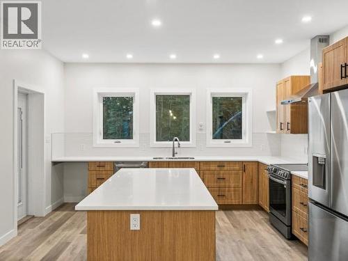 24 Alert Avenue, Whitehorse, YT 