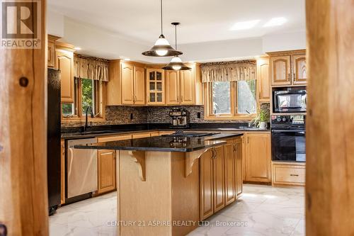 800 Forest Park Road, Laurentian Valley, ON 