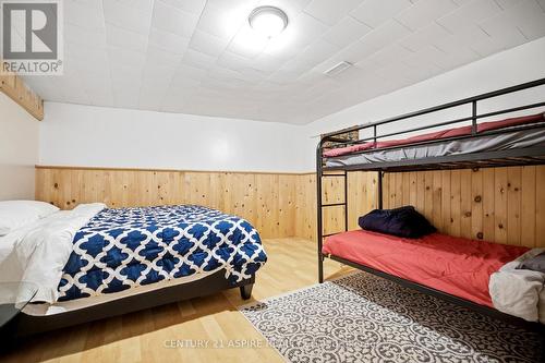 A 4th sizeable bedroom. - 800 Forest Park Road, Laurentian Valley, ON 