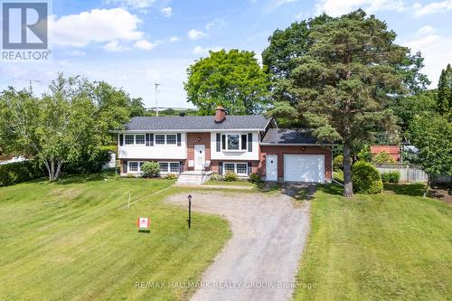22 St Lawrence Court, Augusta, ON 