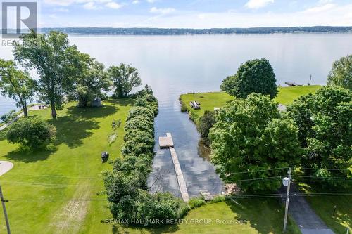 22 St Lawrence Court, Augusta, ON 