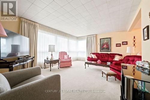 13 Herman Street, Petawawa, ON 