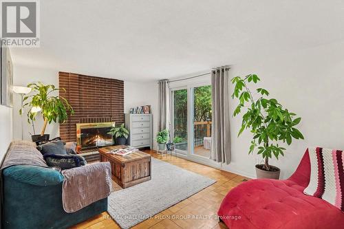 16 Eastpark Drive, Ottawa, ON 
