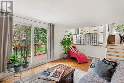 16 Eastpark Drive, Ottawa, ON 