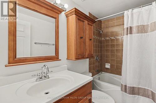 16 Eastpark Drive, Ottawa, ON 