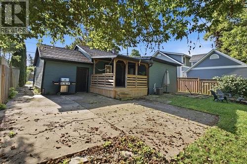 409 Ontario Street, Grimsby (Grimsby Beach), ON 