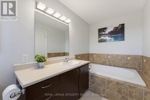 173 Silvermoon Crescent, Ottawa, ON 