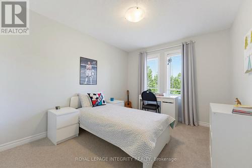 173 Silvermoon Crescent, Ottawa, ON 