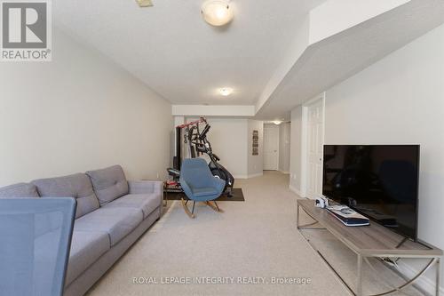 173 Silvermoon Crescent, Ottawa, ON 