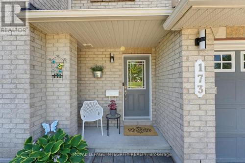 173 Silvermoon Crescent, Ottawa, ON 