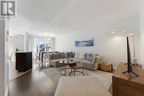 173 Silvermoon Crescent, Ottawa, ON 